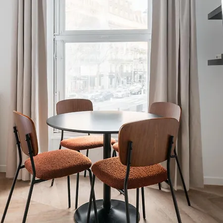 Apartment Design Parisien - Palais Maillot